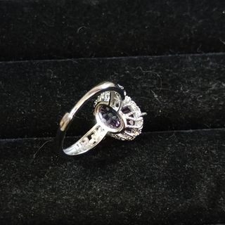 Anillo de acero inoxidable con Amatista natural