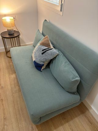 Sofá cama dos plazas verde azulado