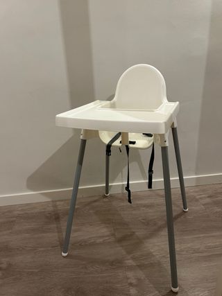 2 seggioloni Ikea bianchi