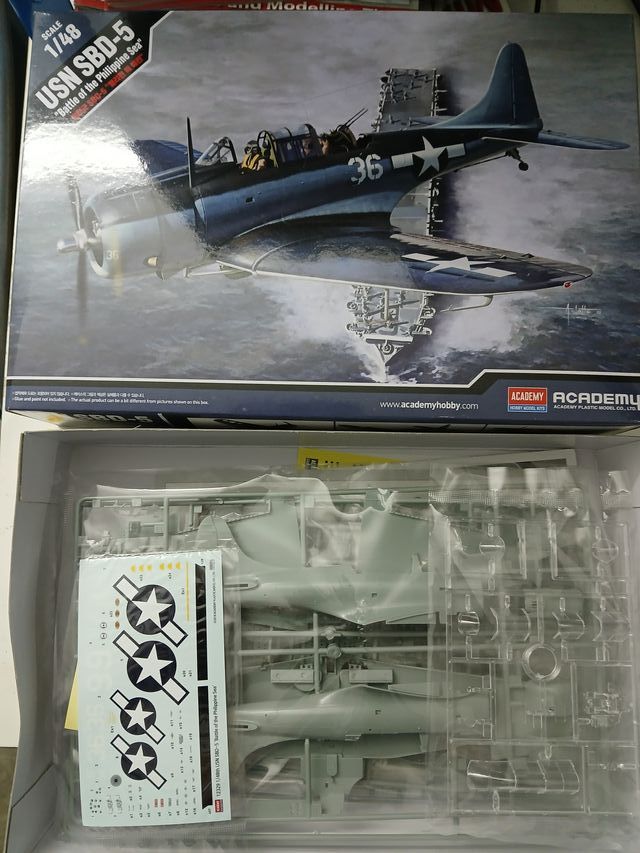 Dauntless SBD-5 1/48 ACADEMY