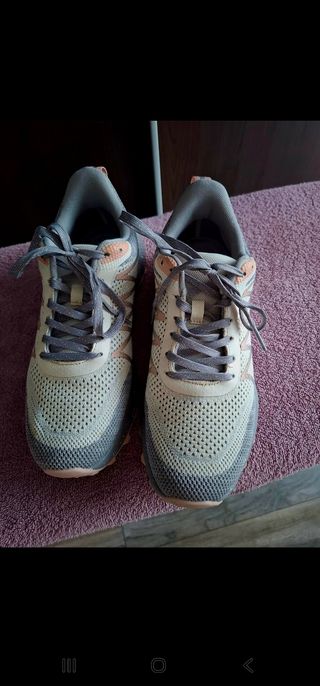 Zapatillas trekking beige-gris