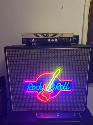 Amplificador Yamaha THR100H + pant. 4x12 Celestion