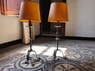 Pareja de lámparas de mesa hierro vintage