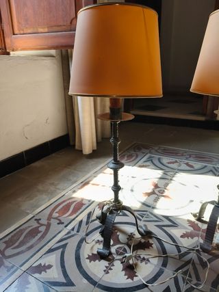 Pareja de lámparas de mesa hierro vintage