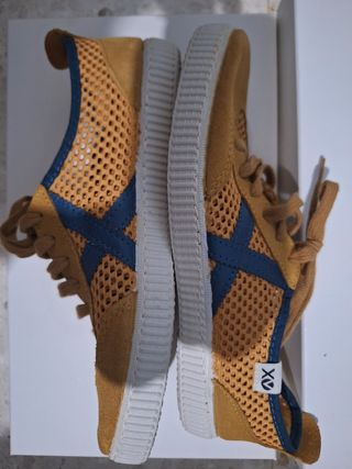 Zapatillas Victoria Munich amarillas