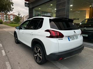 189€/Mes Peugeot 2008 1.6HDI 120CV GT Line 75000KM