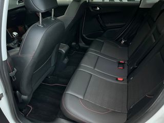 189€/Mes Peugeot 2008 1.6HDI 120CV GT Line 75000KM