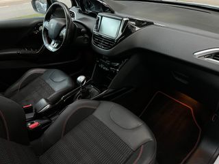 189€/Mes Peugeot 2008 1.6HDI 120CV GT Line 75000KM