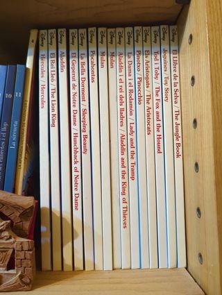 Libros disney versión cómic en catalán e inglés
