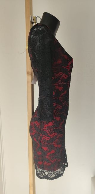 Miniabito pizzo rosso&nero
