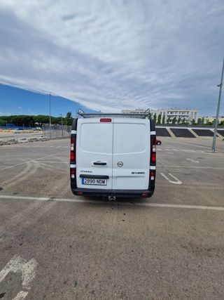 Opel Vivaro 2015