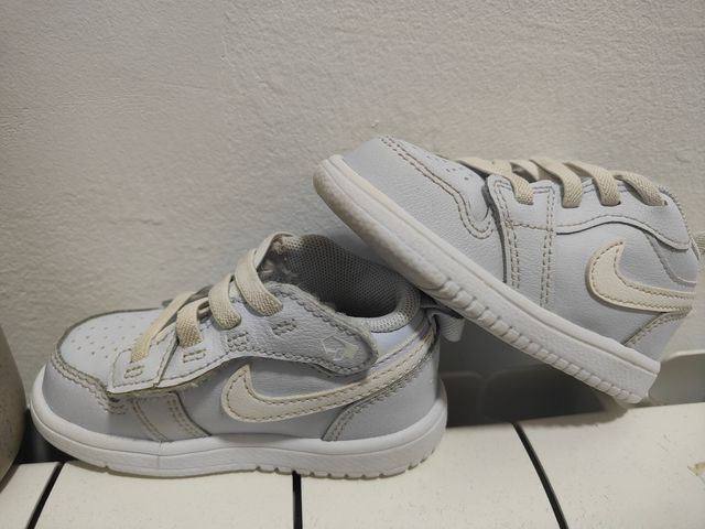 Zapatillas Nike Jordan bebé.
