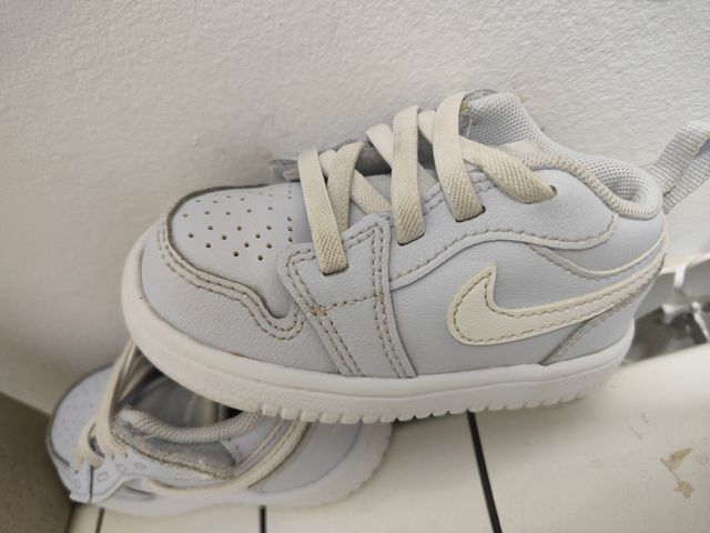 Zapatillas Nike Jordan bebé.

