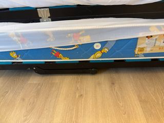 Colchón infantil 190x90 Simpsons. urge venta.