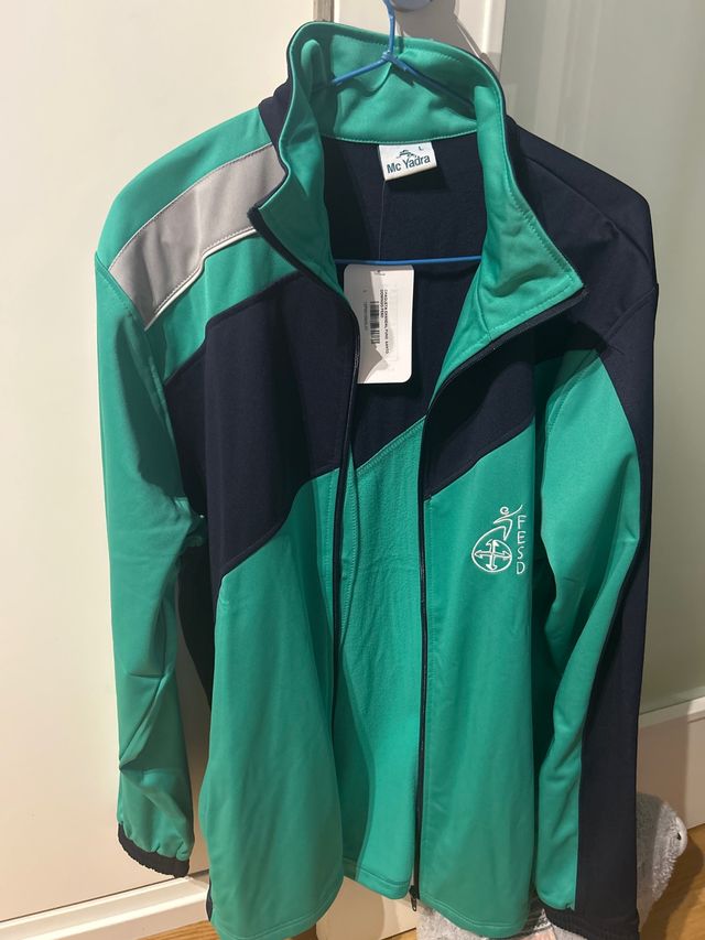Chaqueta Chándal FESD Loreto talla L - nuevo