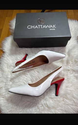 Zapatos Chattawak blancos, talla 40