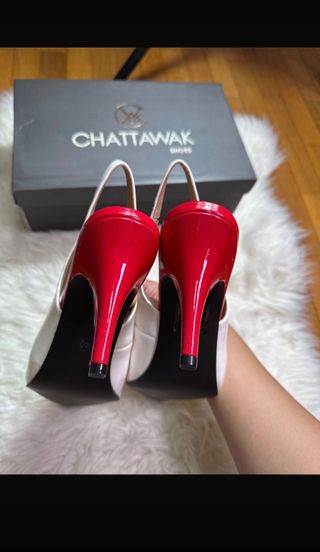 Zapatos Chattawak blancos, talla 40