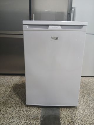 Congelador Beko 85cm - Mini congelador