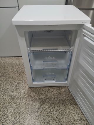 Congelador Beko 85cm - Mini congelador