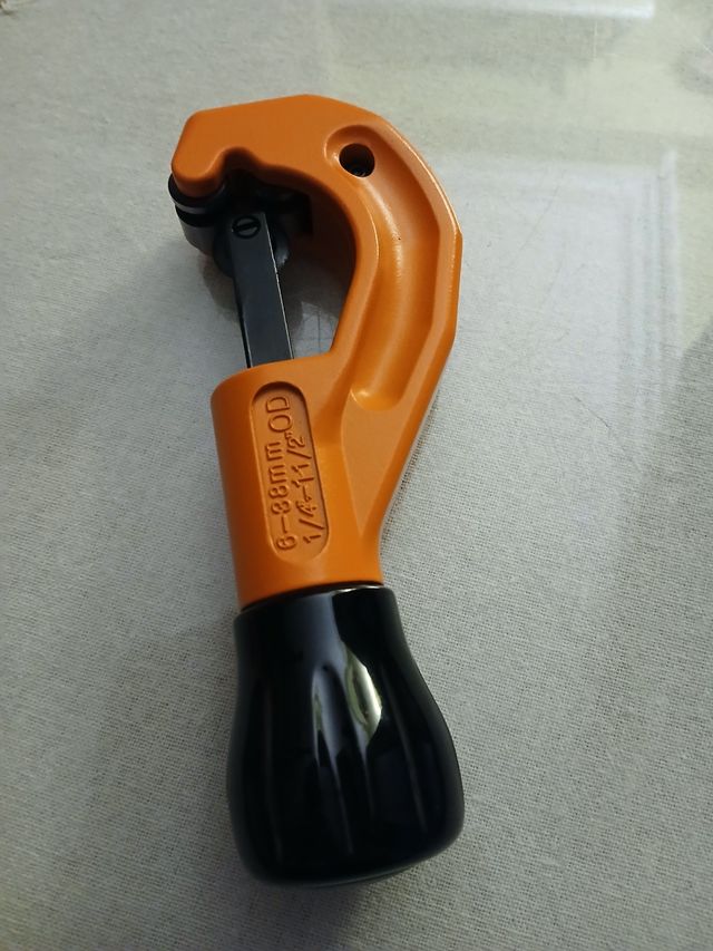 Corta tubos Beta 336