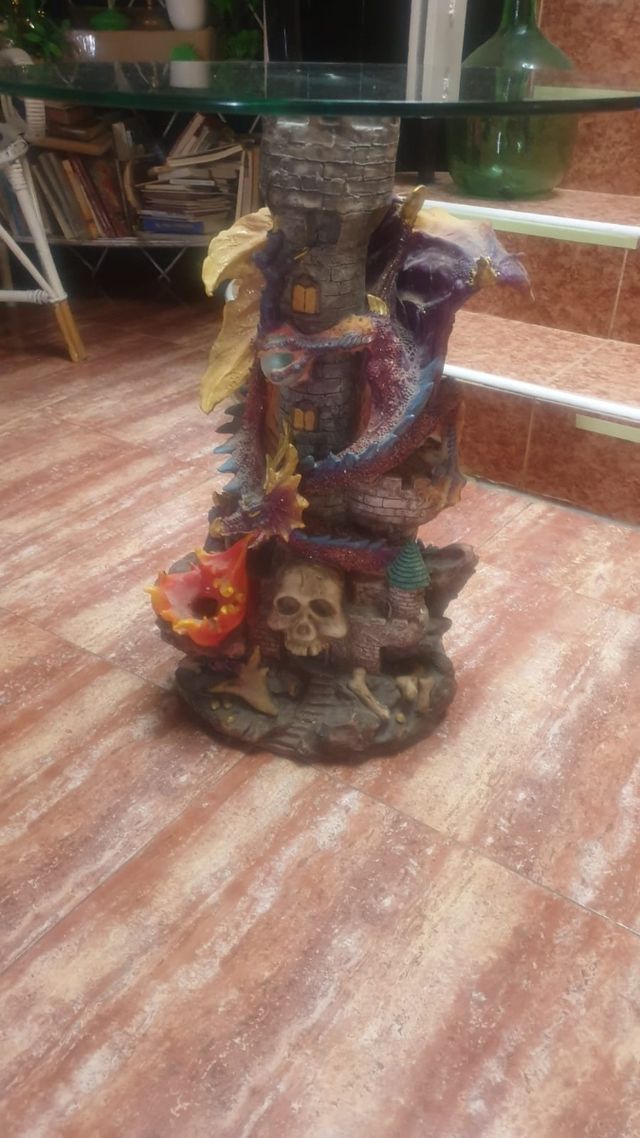 Mesa centro dragón - cristal