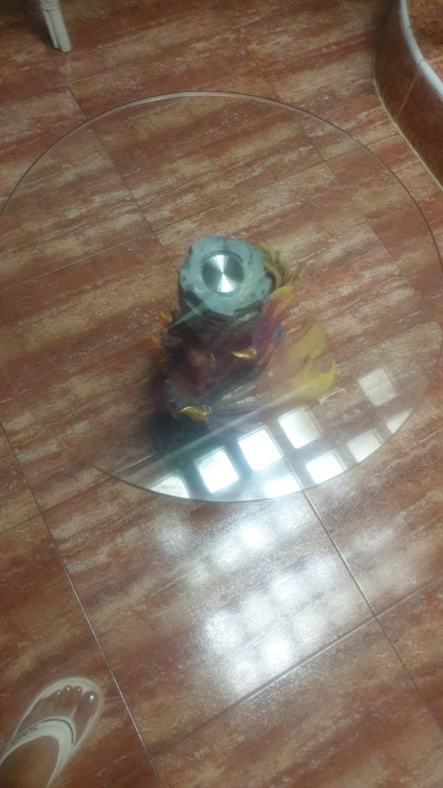 Mesa centro dragón - cristal