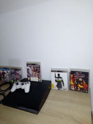 PS3 (PlayStation 3) + 5 juegos