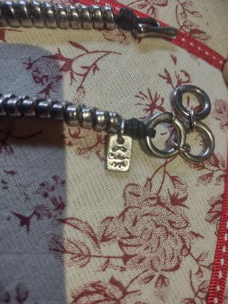 Pulsera con colgante color ámbar 