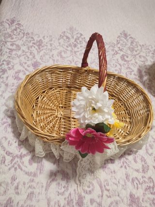 Cestas, canastas mimbre celebraciones