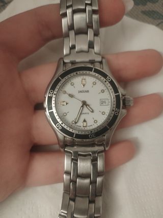 Reloj Jaguar plateado