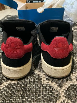 Adidas Campus 00 TKO - Negras/Rojas