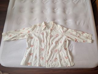 Blusa blanca estampada