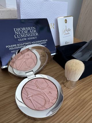 DiorSkin Nude Air Luminizer 002-Glow Addict