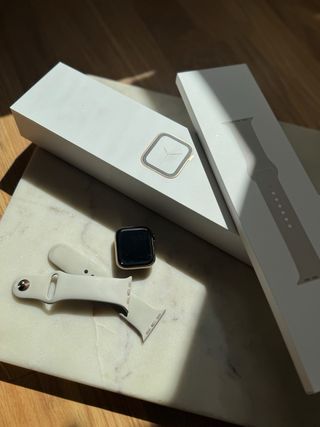 Apple Watch GPS Series 4 Gold Stainless Steel 40mm