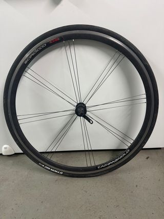 Rueda delantera Campagnolo Scirocco G3