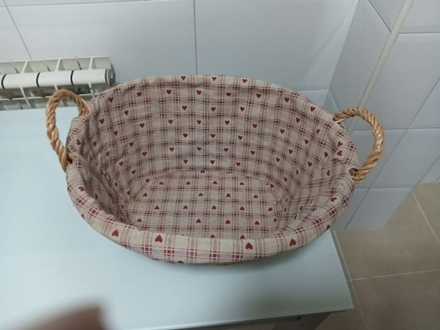 Cesta mimbre con tela - Decoración hogar