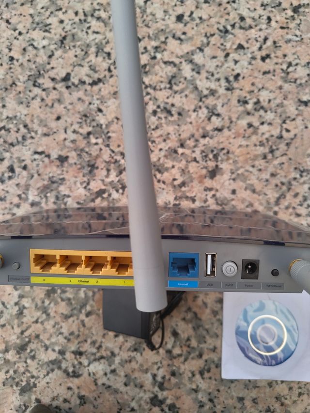 Router TP-Link 300Mbps Gigabit WiFi