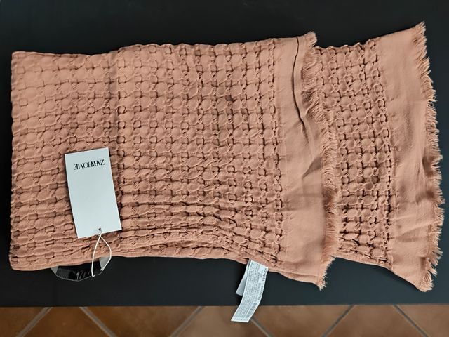 Toalla algodón zarahome. 50% descuento.