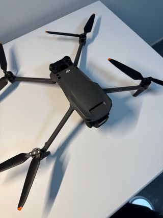 DJI Mavic 3 Classic Drone
