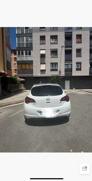 Opel Astra 2010