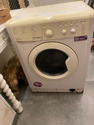 Lavadora-Secadora Indesit