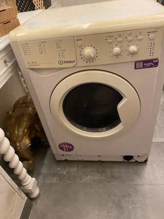 Lavadora-Secadora Indesit