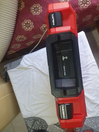 Llave Impacto Hilti SIW 9-A22 con 2 bateria 5,2 ah