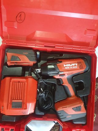 Llave Impacto Hilti SIW 9-A22 con 2 bateria 5,2 ah