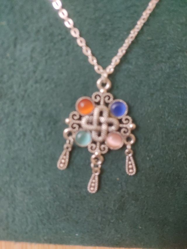 Collana pietre birillo mistica 