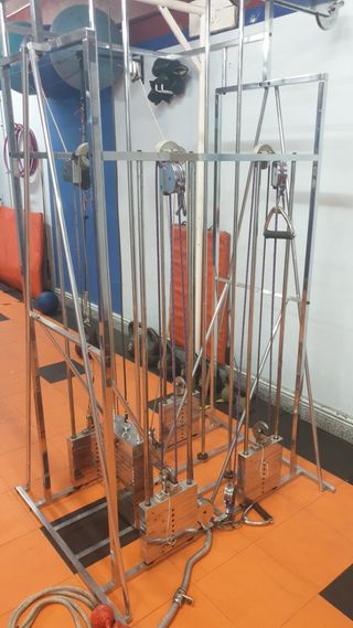 Máquina Poleas Musculación