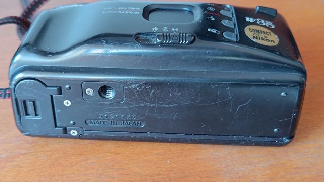 Nikon W35 35mm - Cámara analógica