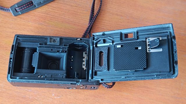 Nikon W35 35mm - Cámara analógica