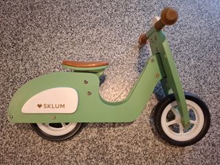 2 Motos de madera SKLUM infantil