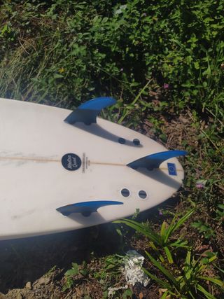 Tabla surf Watsay Modtro Twin 29L con funda